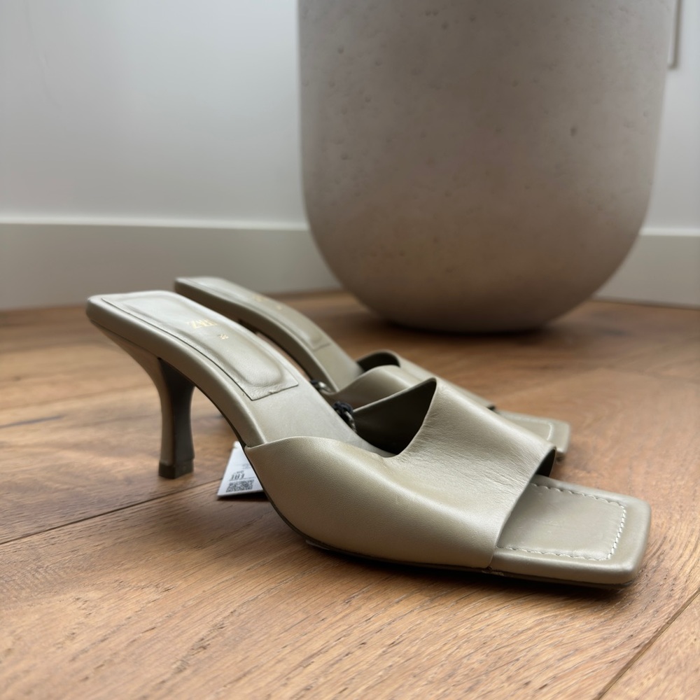 Sage Zara Mule Sandal Size 7.5 / 38 EU NWT! NEVER WORN!